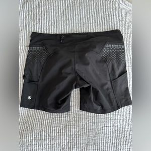 Lululemon shorts sz 12